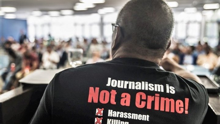 Los periodistas tienen derechos, además de deberes, todos reafirmados en un nuevo código deontológico 