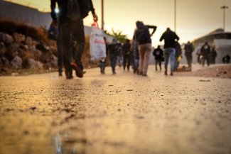 Pris entre l'occupation militaire et le chômage, les ouvriers palestiniens continuent à travailler dans l'économie israélienne sans pratiquement aucun droits sociaux