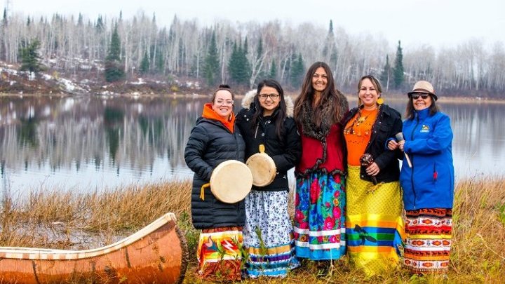 La administración de las tierras por indígenas hace avanzar en la reconciliación e impulsa una nueva era para la conservación en Canadá