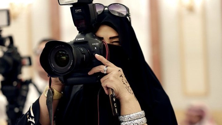The triple threat of violence facing female journalists