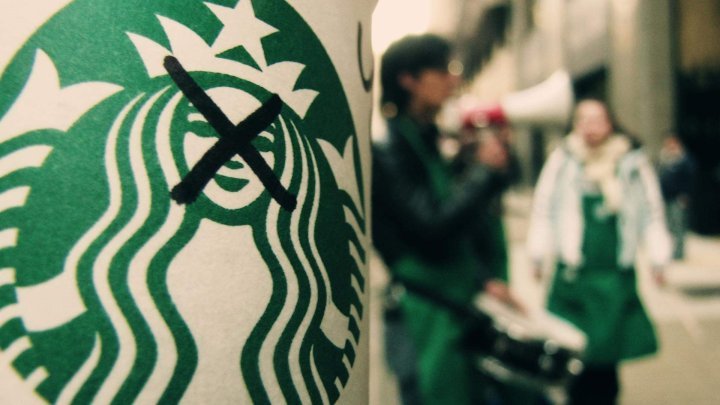 El sabor amargo del café Starbucks en Chile