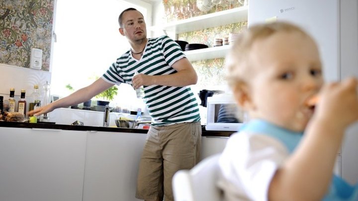 Gender-equal parental leave: an urgent right, a long way off?