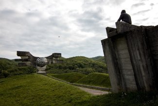 Entre art abstrait et histoire, les monuments antifascistes d'ex-Yougoslavie deviennent une nouvelle attraction touristique
