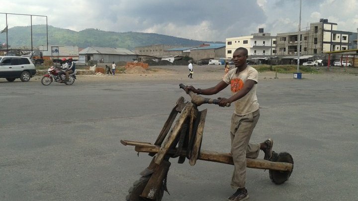 RDC: trabajar la tierra como opción para los jóvenes sin empleo 