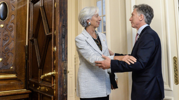 Argentina construye su nueva crisis bajo el ala del FMI