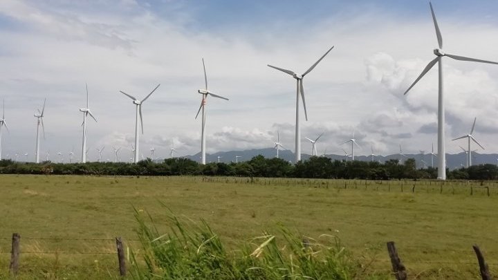 El sector de las renovables ‘pasa' el test medioambiental, ¿y el de derechos humanos y laborales?