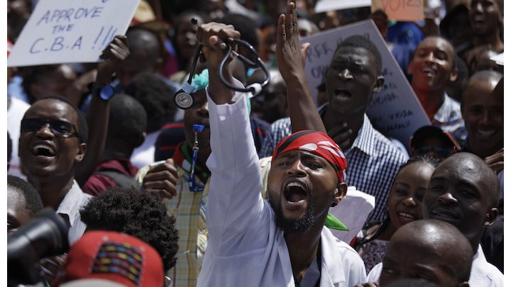 Los médicos de Kenia reanudan la actividad tras 100 días de huelga paralizadora