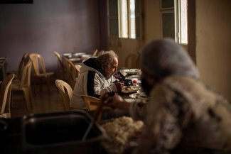 Envejecer en el Líbano sin servicios sociales ni pensión