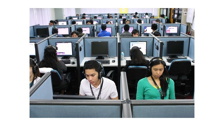 Philippines : une grande charte pour les travailleurs des centres d'appel
