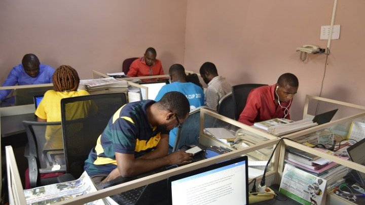 Les travailleurs des médias camerounais confrontés à une répression de plus en plus violente