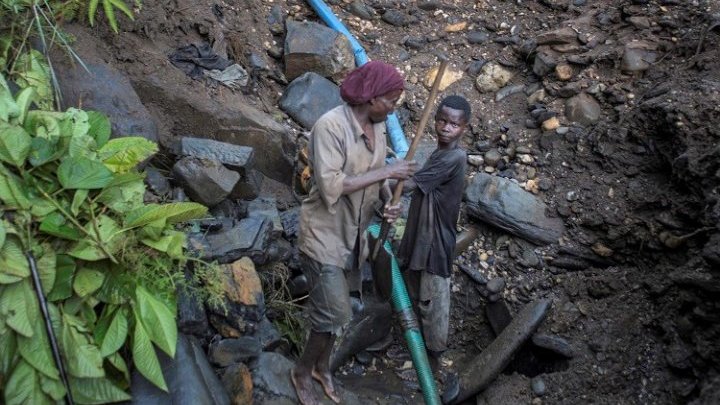 Un camino largo y arduo hacia 2025: ¿el año en el que los niños mineros de la República Democrática del Congo dejarán atrás las minas?
