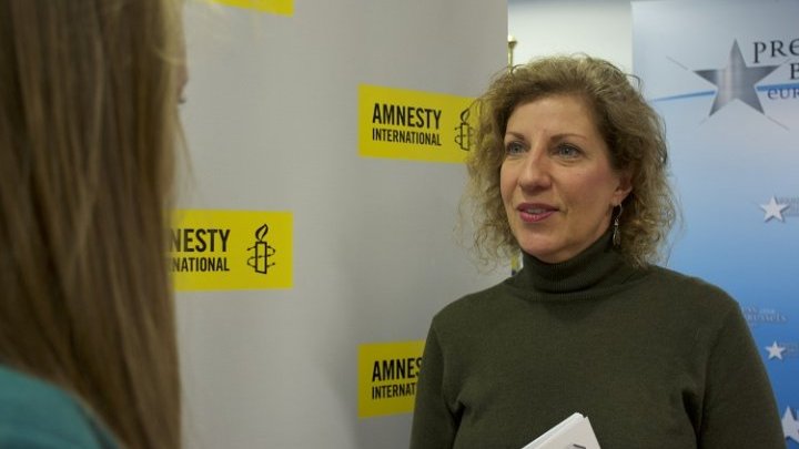 Julia Hall, d'Amnesty International : « L'inefficacité de la politique sécuritaire ne doit pas être comblée par une réduction des droits humains »