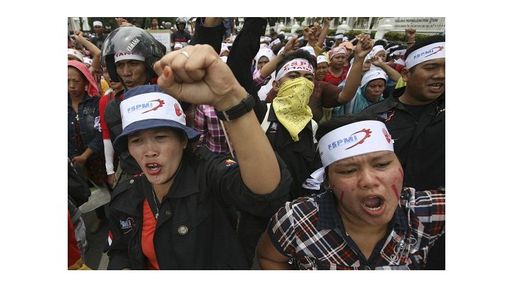 Indonesian workers strike back against outsourcing