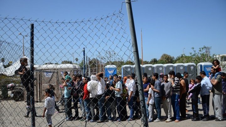Solidarité, squats et autogestion au secours des migrants en Grèce 
