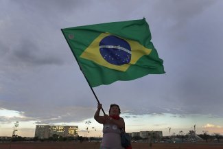 « Dans les rues comme au travail, nous lutterons contre le putsch brésilien » 