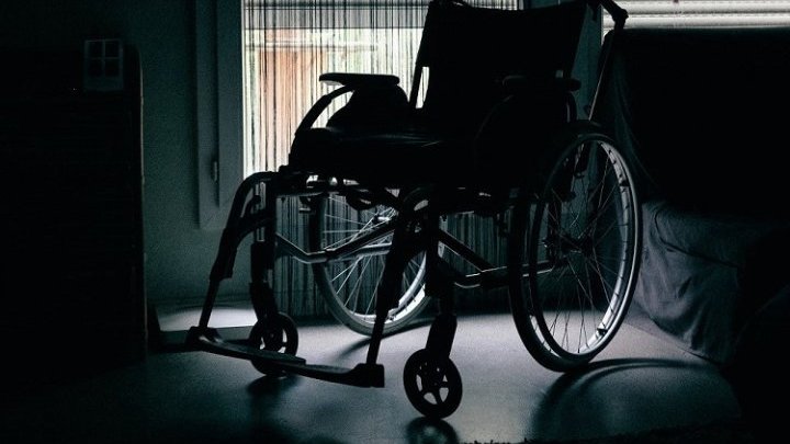 L'ennemi domestique – se loger avec un handicap en France