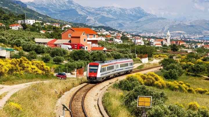 Pourquoi le réseau ferroviaire des Balkans ne parvient-il pas à se remettre sur les rails ?