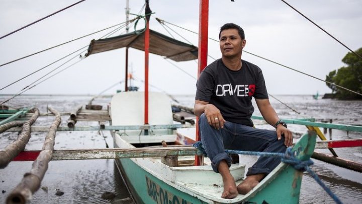 Local fishermen caught between the pros and cons of traceability