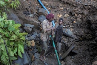  Entre souffrances et espoirs, le chemin tortueux des enfants pour sortir du travail des mines dans l'Est de la RD-Congo