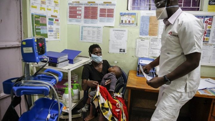 À cause de la pandémie, les services de santé pour les femmes et les filles sont profondément affectés 