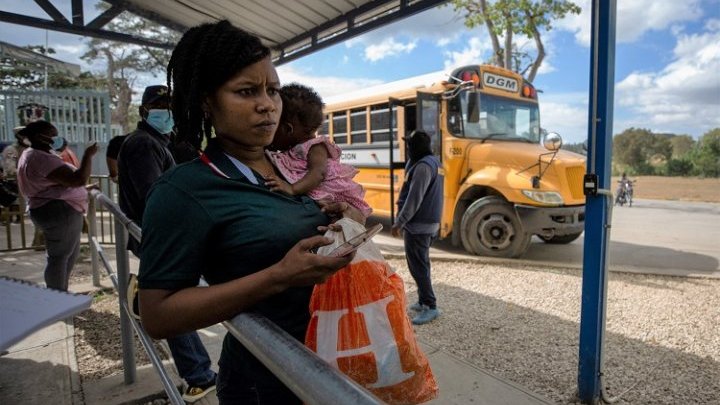 Pese al endurecimiento de la política migratoria los trabajadores haitianos siguen probando suerte en República Dominicana