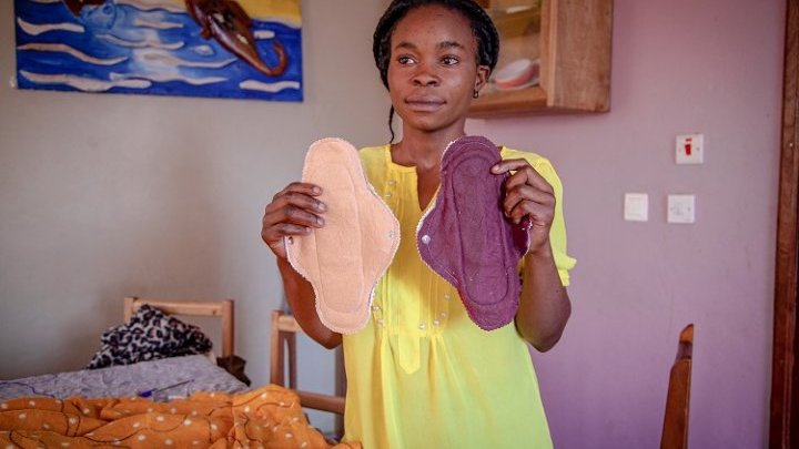 In the DRC, the production of reusable sanitary pads is improving hygiene and empowering women