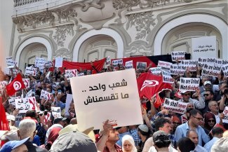 On the brink of bankruptcy, Tunisia is sliding into populist autocracy 