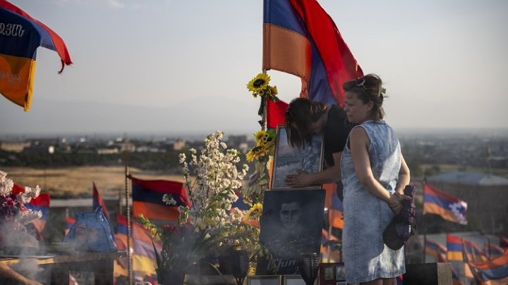 Un an après, les blessures de la guerre restent vives en Arménie