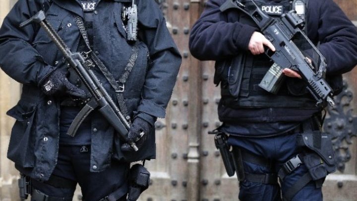 Por qué armar a todos los policías británicos es una mala idea
