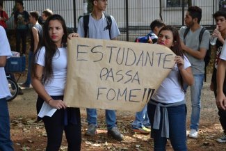 Corruption in São Paulo snatches food out of the mouths of children