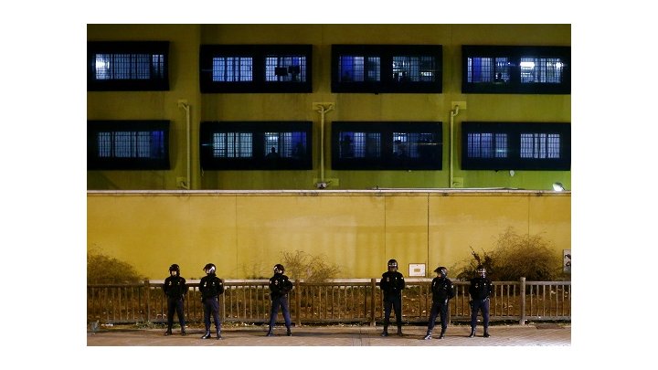 Dans les centres de détention pour immigrés en Espagne